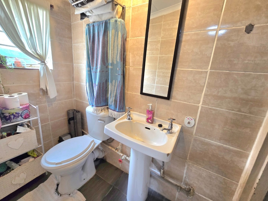 5 Bedroom Property for Sale in Bethlehem Free State